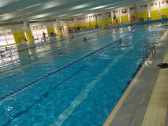 -极动室内恒温游泳馆