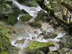 -牛角寨瀑布景区