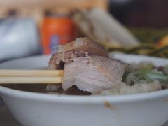 -金卯白肉罩火烧