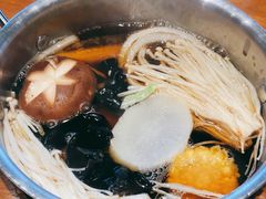 -呷哺呷哺 蔬菜畅吃(中发百旺店)
