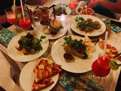 -Hai Bar And Grill