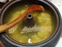 汽锅鸡-蔼若春.传承三十年云南菜(金碧公园店)