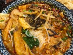 -粉家柳州螺蛳粉(杨宅路店)