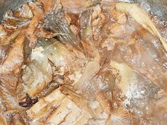 -咱屯子铁锅炖直营店(保利店)