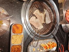 -韩烧牛中牛·甄选黑牛烤肉(黑金店)