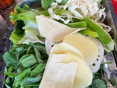 -金鼎雪山牦牛杂火锅(理县总店)