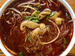 帽结子肥肠粉-白家高记肥肠粉(总店)