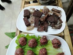 牛花梅-权一牛肉