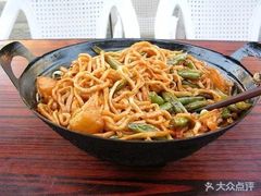 -日新铁锅焖面(坝上店)