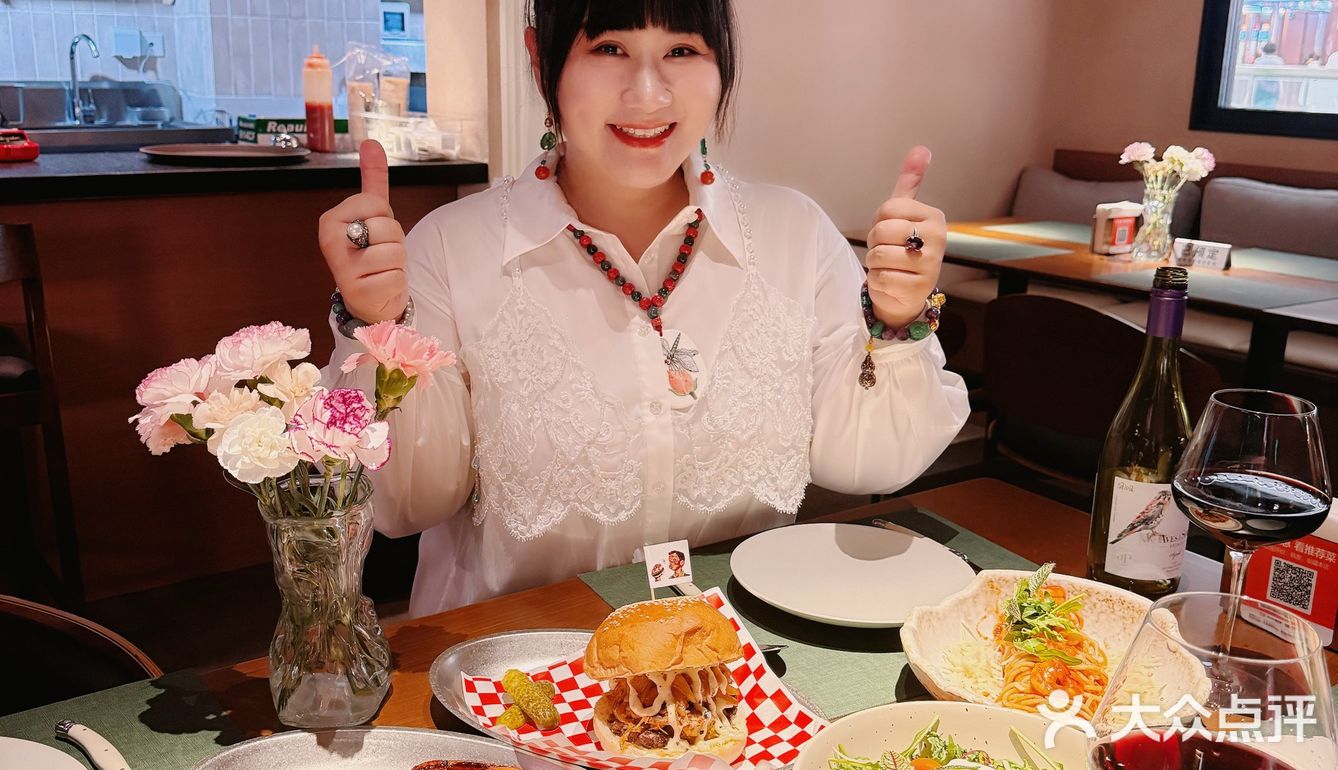 520浪漫西餐厅找到啦，就在双安商场❗