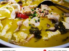 豆腐花酸菜鱼-麻六记(凤凰汇店)