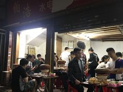 门面-威邵鸡煲(西华路总店)