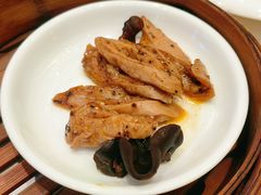 -万龙洲海鲜(大兴绿地缤纷城店)