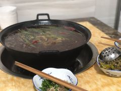 -石灰市毛记烧鸡公(解放碑店)