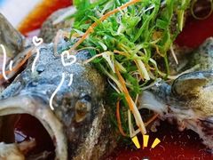 -四川小胡子海鲜(丁村万人海鲜广场店)