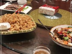 -洁神饭庄·海鲜·青岛菜·30年老字号(五四广场店)