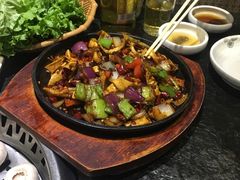 -草家酱蟹炭火烤肉店(珲春南路一店)