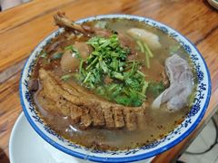 -叶新小吃店(来凤小区总店)