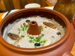 汽锅菌子肉饼-老滇山寨•云南特色菜•地方菜•民族风情歌舞表演(金碧店)