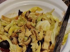 -严记小天府酸菜鱼(西四路店)