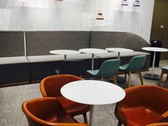 大堂-奈雪的茶(市百一店)