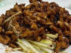 -余杨鸭鸭餐厅