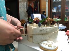 -半勺舒舒生日蛋糕店