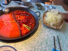 -鸿姐老火锅(疁城新天地店)