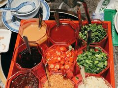 -禄婶鸡煲·打边炉