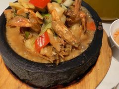 九层塔石锅大明虾-潮堂 · 潮州菜(国贸商城店)