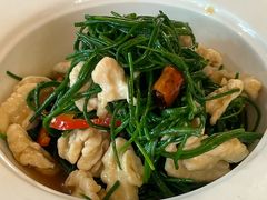 -汗腾格里·风味餐厅(新疆驻京办店)