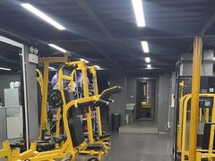 -可逸运动健身(鸿恩寺店)