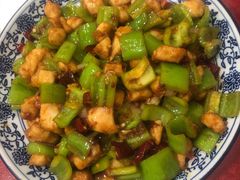 辣子鸡丁-北大地皖峰饭馆