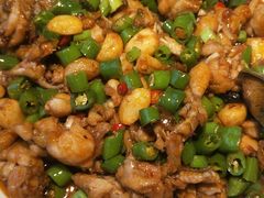 干锅紫苏牛蛙-凤凰湘语·湘粤鲜融(浦东旗舰店)