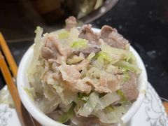 -果松木炭酸菜铜火锅·外婆参鸡汤