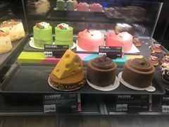 -星巴克臻选(南京金茂览秀城店)