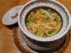 海盐大骨汤-龍堂蟹黄小笼包(德思勤四季汇店)