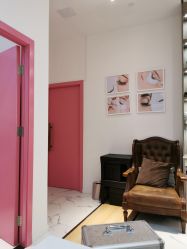 -纤指百魅美甲美睫