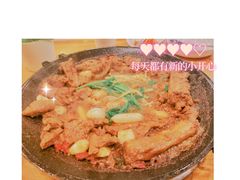 -喇喇排骨火锅·传统韩式脊骨汤(望京西园总店)