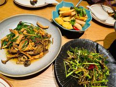 -纳鲁孜·新疆特色餐厅(上海悦荟广场店)