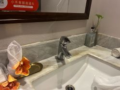 -禾颜社·精致美容