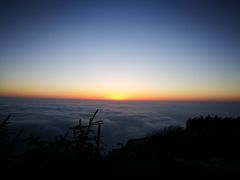 -峨嵋山金顶