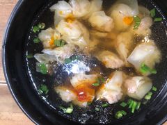 汤馄饨-一溜下
