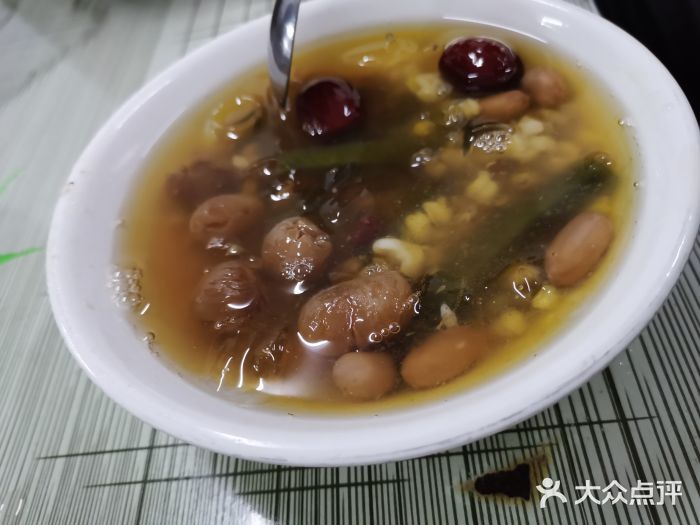 公鸡碗清补凉糖水清补凉图片