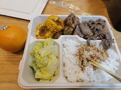 -盒马鲜生(丁香国际店)