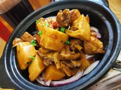 -梓檚中餐厅湖北菜小龙虾武昌鱼排骨藕汤(黄鹤楼店)