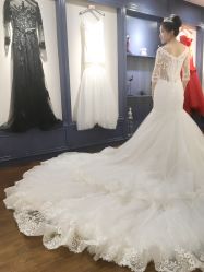-Lady  Jane高端婚纱礼服馆