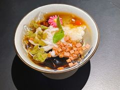 -麻六记(凤凰汇店)