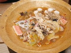 -毛肚向右·川渝毛肚王(经开永旺店)