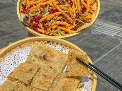 -大中华酒楼·主席武昌鱼·武汉美食地标(江汉路步行街店)